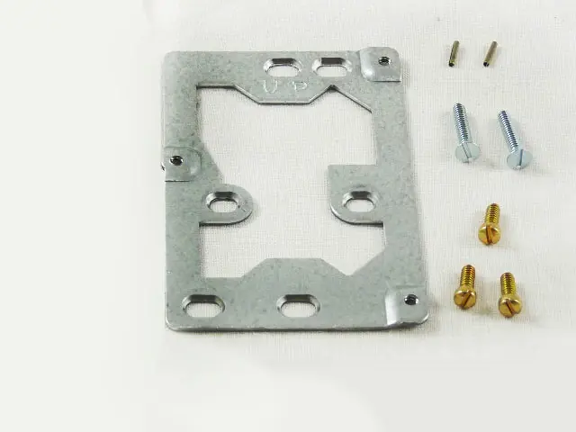 Schneider Electric PKG-1019 Mounting Hardware