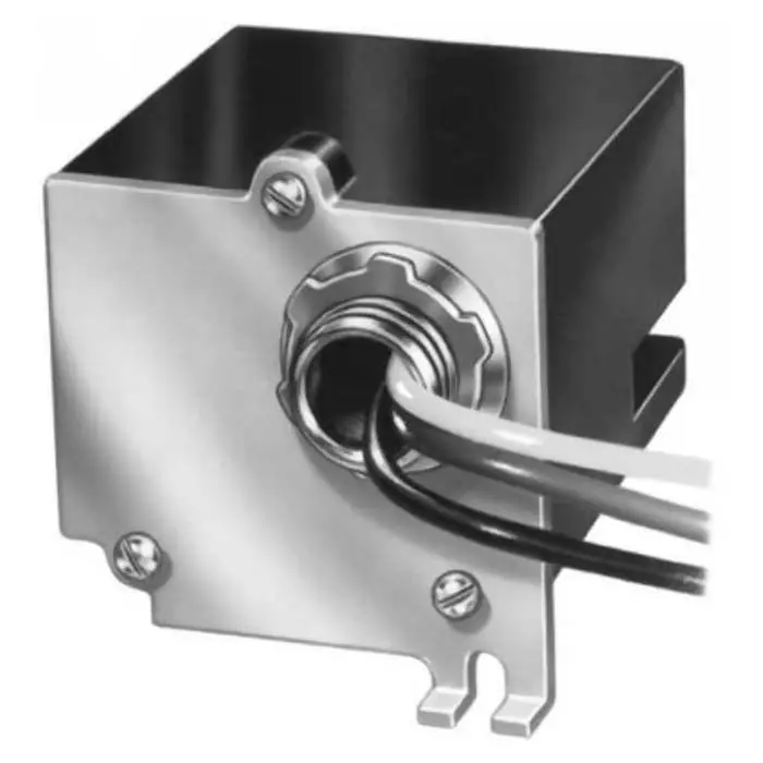 Honeywell R8225A1017/U Fan Relay 24 VAC