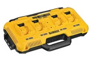 Black & Decker DCB104 Battery Charger