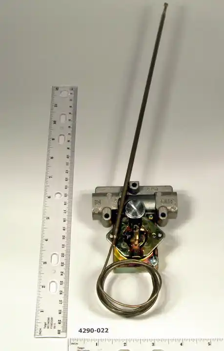 Robertshaw 4290-022 Gs-n3-048-00-00 3/8 x 3/8 Commercial Gas Thermostat With 48 Cap 200-550f
