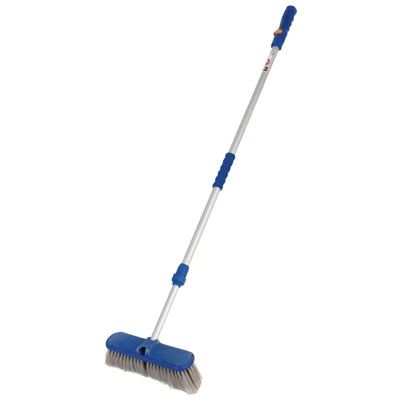 Ettore 59072 Extend-A-Flo 6 Ft. Flow-Thru Wash Brush