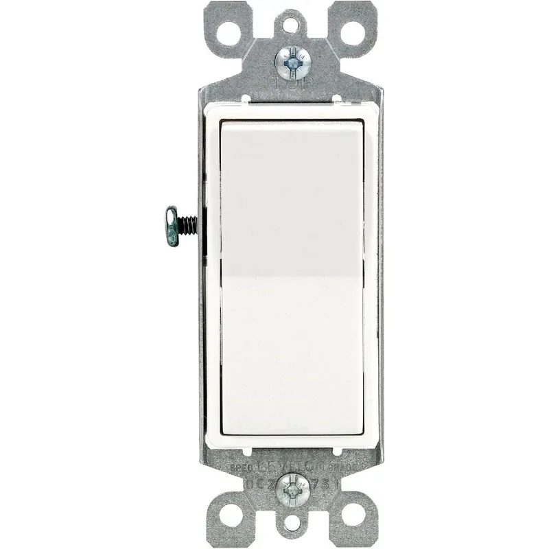 Leviton 042-05604-02W Residential 15A White Grounded 4-Way Switch