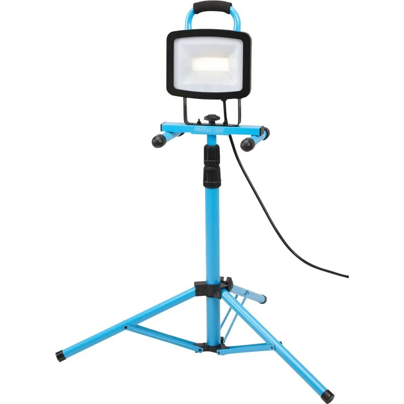 Channellock WL40072SCLDI 6600 Lm LED Tripod Stand-Up Work Light