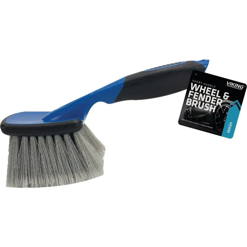 Viking 928100 Short Handle Wheel & Bumper Wash Brush