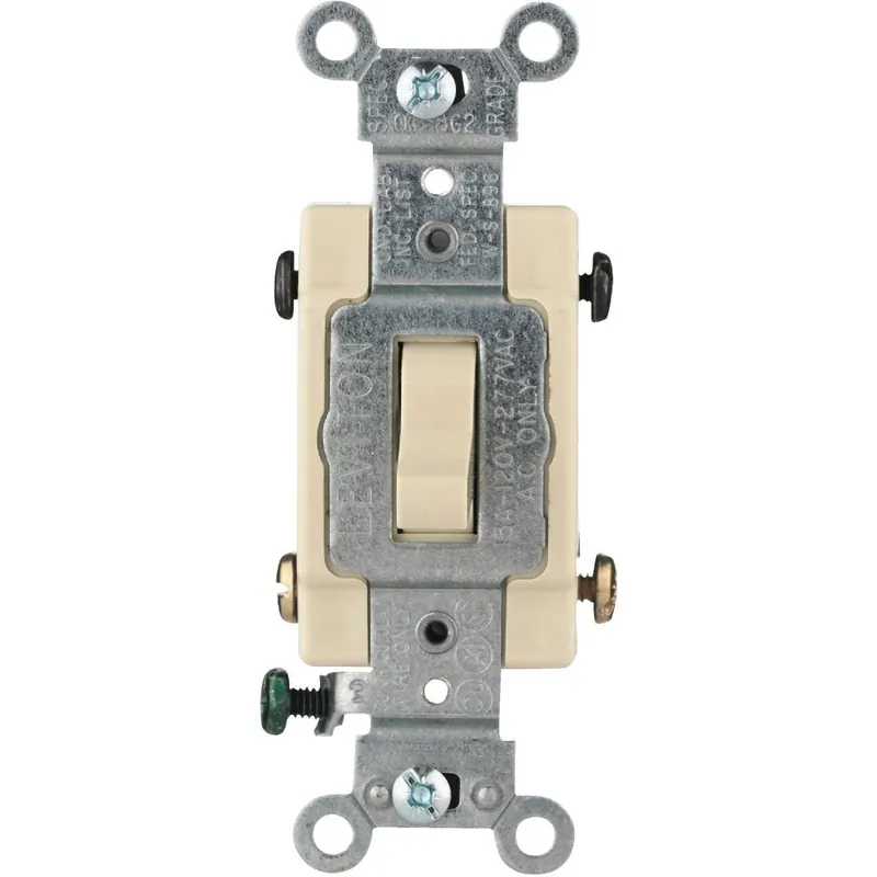 Leviton S01-CS415-2IS Commercial 15A Ivory Grounded Quiet 4-Way Switch