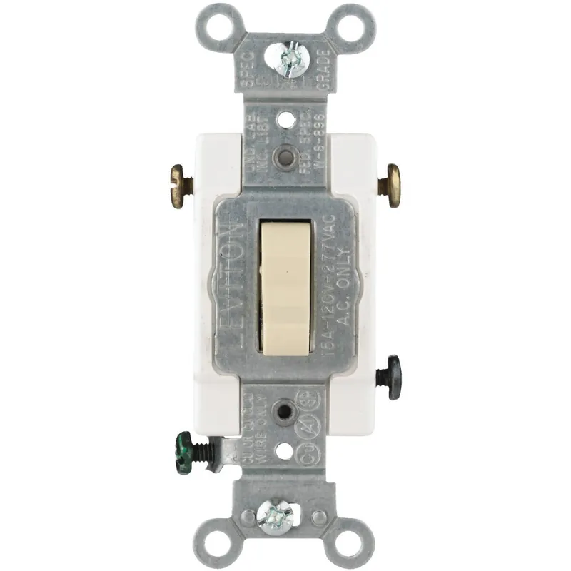 Leviton S07-CS315-2IS Toggle Ivory 15A Grounding Quiet 3-Way Switch